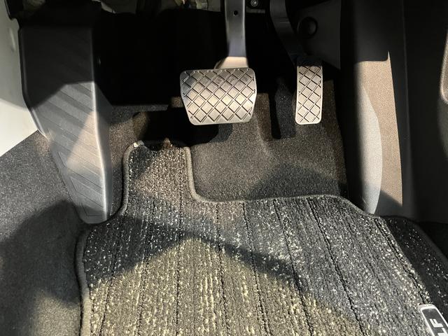 ＶＷ ゴルフｅＴＳＩスタイルプッシュスタート　電動パーキングブレーキ　オートブレーキホールド　オートライト　オートマチックハイビーム　ＬＥＤヘッドライト　リヤフォグランプ　運転席・助手席シートヒーター　パーキングアシスト　２ＷＤ（愛媛県）の中古車