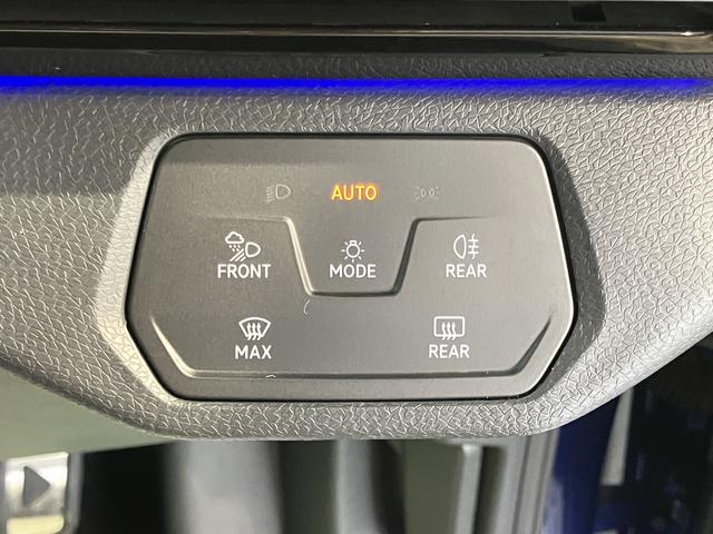 VW ID.4プロ ローンチエディションディスプレイオーディオ パノラマモニター オートエアコン オートライト LEDヘッドライト クルーズコントロール ETC車載器 電動パーキング アルミホイール リアフォグランプ(愛媛県)の中古車