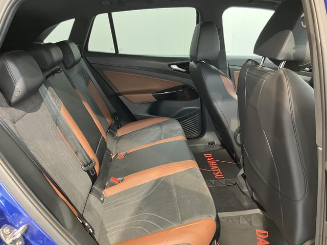 VW ID.4プロ ローンチエディションディスプレイオーディオ パノラマモニター オートエアコン オートライト LEDヘッドライト クルーズコントロール ETC車載器 電動パーキング アルミホイール リアフォグランプ(愛媛県)の中古車