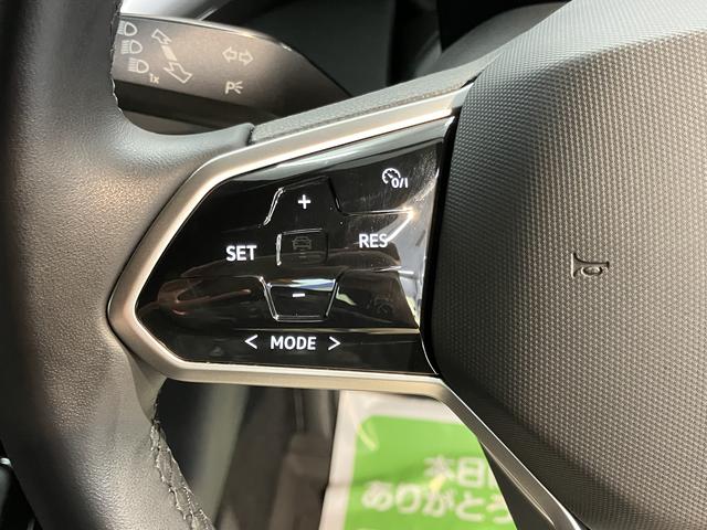 VW ID.4プロ ローンチエディションディスプレイオーディオ パノラマモニター オートエアコン オートライト LEDヘッドライト クルーズコントロール ETC車載器 電動パーキング アルミホイール リアフォグランプ(愛媛県)の中古車