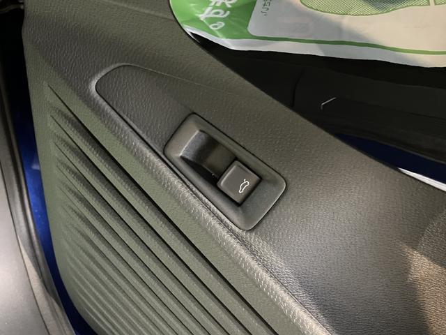 VW ID.4プロ ローンチエディションディスプレイオーディオ パノラマモニター オートエアコン オートライト LEDヘッドライト クルーズコントロール ETC車載器 電動パーキング アルミホイール リアフォグランプ(愛媛県)の中古車