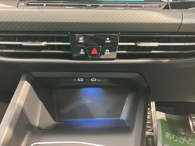 VW ゴルフヴァリアントeTSI Rライン純正ナビ バックカメラ フルセグTV ラジオ Bluetooth ETC ドラレコ プッシュスタート アイドリングストップ 前席シートヒーター クルーズコントロール LEDヘッドライト ワイヤレス充電(愛媛県)の中古車