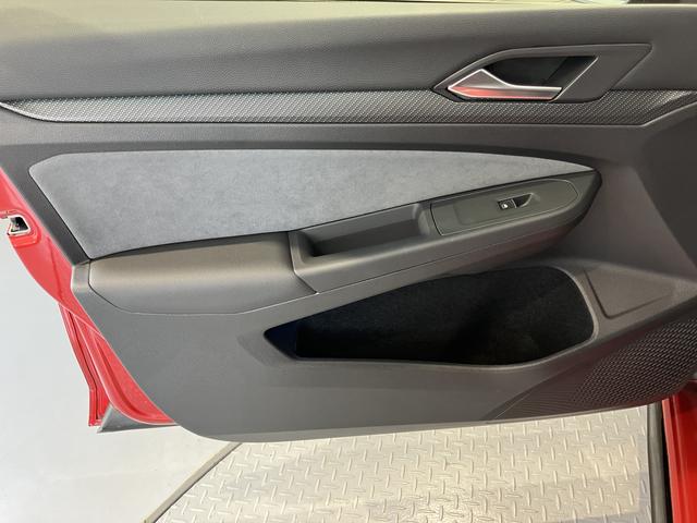 VW ゴルフヴァリアントeTSI Rライン純正ナビ バックカメラ フルセグTV ラジオ Bluetooth ETC ドラレコ プッシュスタート アイドリングストップ 前席シートヒーター クルーズコントロール LEDヘッドライト ワイヤレス充電(愛媛県)の中古車