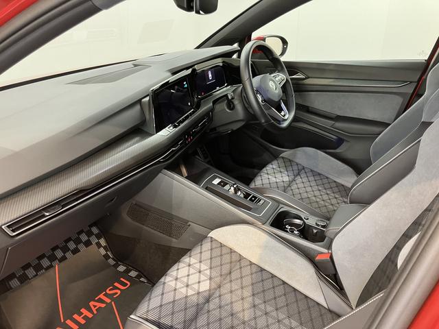 VW ゴルフヴァリアントeTSI Rライン純正ナビ バックカメラ フルセグTV ラジオ Bluetooth ETC ドラレコ プッシュスタート アイドリングストップ 前席シートヒーター クルーズコントロール LEDヘッドライト ワイヤレス充電(愛媛県)の中古車
