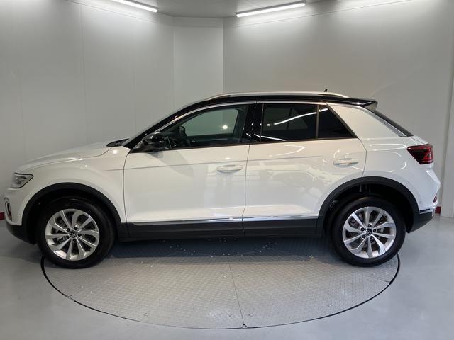 VW T−ロックTDI スタイルプッシュスタート 電動パーキングブレーキ オートブレーキホールド アダプティブクルーズコントロール パワーバックドア アイドリングストップ コーナーセンサー パーキングアシスト LEDヘッドライト(愛媛県)の中古車