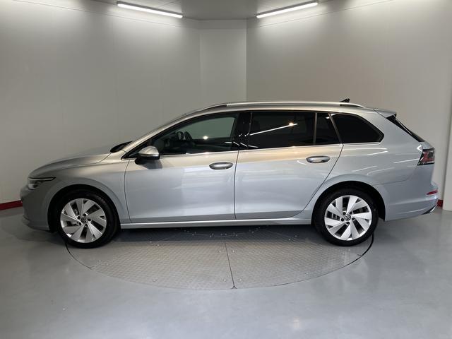 ＶＷ ゴルフヴァリアントｅＴＳＩ　スタイル純正ナビ　ＥＴＣ車載器　バックカメラ　クルーズコントロール　プッシュスタート　オートライト　ＬＥＤヘッドライト　電動パーキング　前席シートヒーター　アルミホイール（愛媛県）の中古車