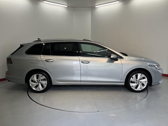 ＶＷ ゴルフヴァリアントｅＴＳＩ　スタイル純正ナビ　ＥＴＣ車載器　バックカメラ　クルーズコントロール　プッシュスタート　オートライト　ＬＥＤヘッドライト　電動パーキング　前席シートヒーター　アルミホイール（愛媛県）の中古車