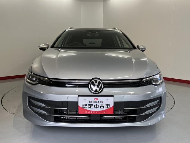 ＶＷ ゴルフヴァリアントｅＴＳＩ　スタイル純正ナビ　ＥＴＣ車載器　バックカメラ　クルーズコントロール　プッシュスタート　オートライト　ＬＥＤヘッドライト　電動パーキング　前席シートヒーター　アルミホイール（愛媛県）の中古車