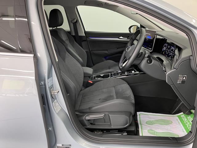 ＶＷ ゴルフヴァリアントｅＴＳＩ　スタイル純正ナビ　ＥＴＣ車載器　バックカメラ　クルーズコントロール　プッシュスタート　オートライト　ＬＥＤヘッドライト　電動パーキング　前席シートヒーター　アルミホイール（愛媛県）の中古車