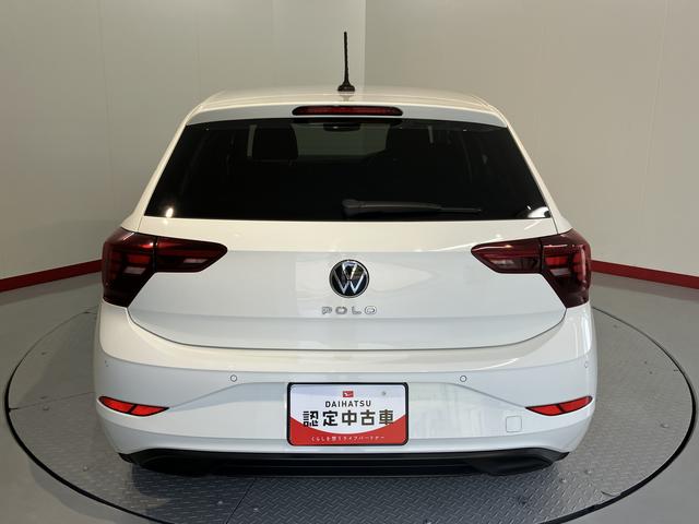 ＶＷ ポロＴＳＩアクティブプッシュスタート　アイドリングストップ　　オートライト　オートマチックハイビーム　ＬＥＤヘッドライト　コーナーセンサー　パーキングアシスト　ワイヤレス充電　アダプティブクルーズコントロール　２ＷＤ（愛媛県）の中古車