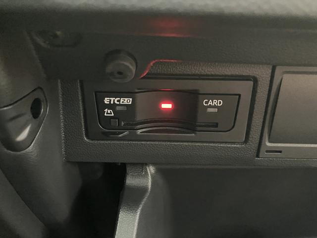 ＶＷ ポロＴＳＩアクティブプッシュスタート　アイドリングストップ　　オートライト　オートマチックハイビーム　ＬＥＤヘッドライト　コーナーセンサー　パーキングアシスト　ワイヤレス充電　アダプティブクルーズコントロール　２ＷＤ（愛媛県）の中古車