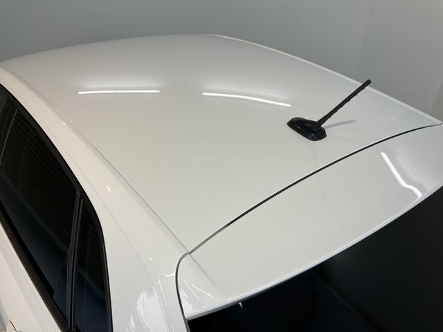 ＶＷ ポロＴＳＩアクティブプッシュスタート　アイドリングストップ　　オートライト　オートマチックハイビーム　ＬＥＤヘッドライト　コーナーセンサー　パーキングアシスト　ワイヤレス充電　アダプティブクルーズコントロール　２ＷＤ（愛媛県）の中古車