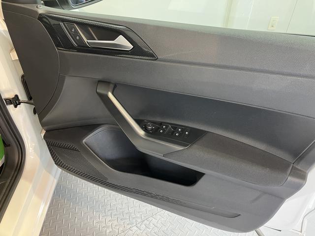 ＶＷ ポロＴＳＩアクティブプッシュスタート　アイドリングストップ　　オートライト　オートマチックハイビーム　ＬＥＤヘッドライト　コーナーセンサー　パーキングアシスト　ワイヤレス充電　アダプティブクルーズコントロール　２ＷＤ（愛媛県）の中古車