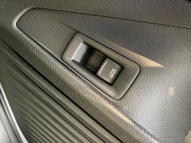 ＶＷ ＩＤ．４プロプッシュスタート　運転席・助手席シートヒーター　アダプティブクルーズコントロール　オートライト　オートマチックハイビーム　ＬＥＤヘッドライト　リヤフォグランプ　ワイヤレス充電　パーキングアシスト（愛媛県）の中古車