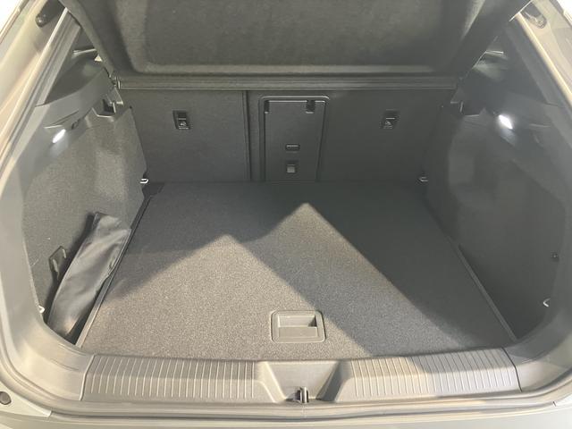 ＶＷ ＩＤ．４プロプッシュスタート　運転席・助手席シートヒーター　アダプティブクルーズコントロール　オートライト　オートマチックハイビーム　ＬＥＤヘッドライト　リヤフォグランプ　ワイヤレス充電　パーキングアシスト（愛媛県）の中古車
