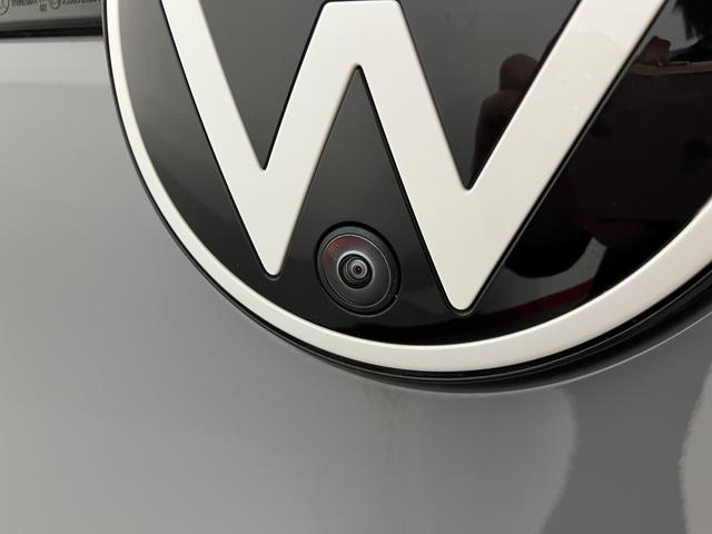 ＶＷ ＩＤ．４プロプッシュスタート　運転席・助手席シートヒーター　アダプティブクルーズコントロール　オートライト　オートマチックハイビーム　ＬＥＤヘッドライト　リヤフォグランプ　ワイヤレス充電　パーキングアシスト（愛媛県）の中古車