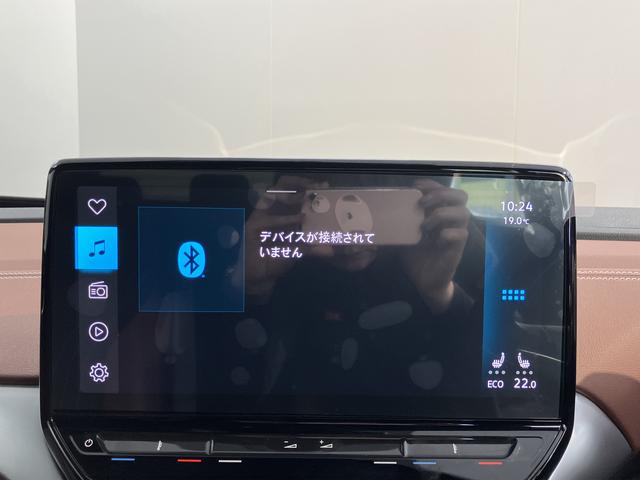 ＶＷ ＩＤ．４プロプッシュスタート　運転席・助手席シートヒーター　アダプティブクルーズコントロール　オートライト　オートマチックハイビーム　ＬＥＤヘッドライト　リヤフォグランプ　ワイヤレス充電　パーキングアシスト（愛媛県）の中古車