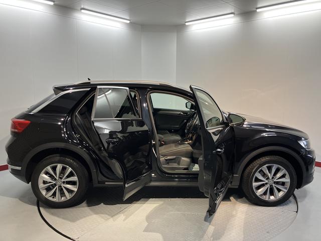 ＶＷ Ｔ−ロックＴＤＩ　スタイルデザインパッケージプッシュスタート　電動パーキングブレーキ　オートブレーキホールド　　オートマチックハイビーム　ＬＥＤヘッドライト　フロントフォグランプ　リヤフォグランプ　アイドリングストップ　パーキングアシスト（愛媛県）の中古車