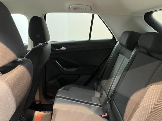 ＶＷ Ｔ−ロックＴＤＩ　スタイルデザインパッケージプッシュスタート　電動パーキングブレーキ　オートブレーキホールド　　オートマチックハイビーム　ＬＥＤヘッドライト　フロントフォグランプ　リヤフォグランプ　アイドリングストップ　パーキングアシスト（愛媛県）の中古車