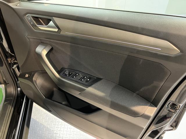 ＶＷ Ｔ−ロックＴＤＩ　スタイルデザインパッケージプッシュスタート　電動パーキングブレーキ　オートブレーキホールド　　オートマチックハイビーム　ＬＥＤヘッドライト　フロントフォグランプ　リヤフォグランプ　アイドリングストップ　パーキングアシスト（愛媛県）の中古車