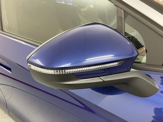 ＶＷ ＩＤ．４プロオートライト　オートマチックハイビーム　ＬＥＤヘッドライト　リヤフォグランプ　アダプティブクルーズコントロール　パーキングアシスト　ワイヤレス充電　パワーバックドア　運転席・助手席シートヒーター（愛媛県）の中古車