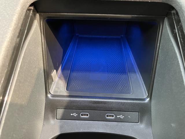 ＶＷ ＩＤ．４プロオートライト　オートマチックハイビーム　ＬＥＤヘッドライト　リヤフォグランプ　アダプティブクルーズコントロール　パーキングアシスト　ワイヤレス充電　パワーバックドア　運転席・助手席シートヒーター（愛媛県）の中古車