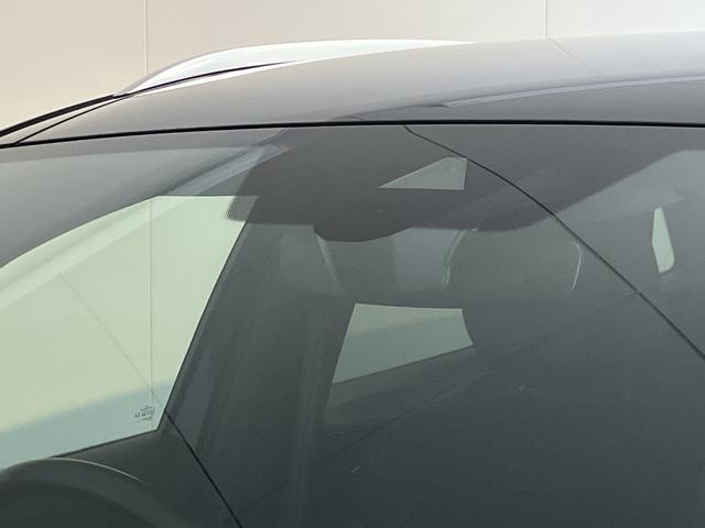 ＶＷ ＩＤ．４プロオートライト　オートマチックハイビーム　ＬＥＤヘッドライト　リヤフォグランプ　アダプティブクルーズコントロール　パーキングアシスト　ワイヤレス充電　パワーバックドア　運転席・助手席シートヒーター（愛媛県）の中古車