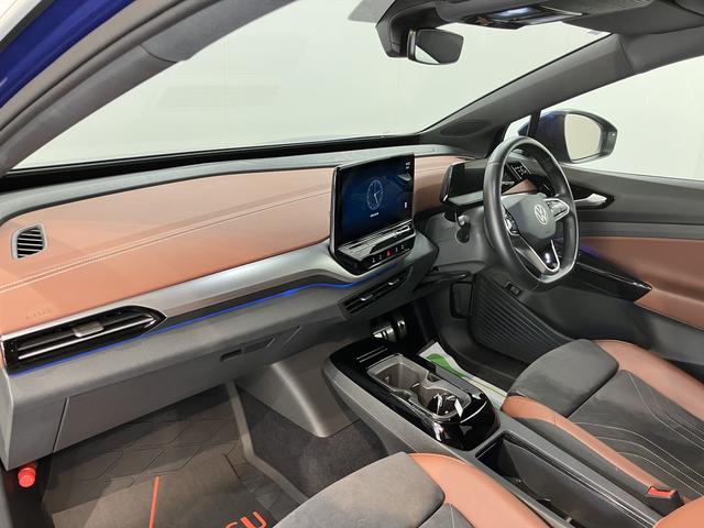 ＶＷ ＩＤ．４プロオートライト　オートマチックハイビーム　ＬＥＤヘッドライト　リヤフォグランプ　アダプティブクルーズコントロール　パーキングアシスト　ワイヤレス充電　パワーバックドア　運転席・助手席シートヒーター（愛媛県）の中古車