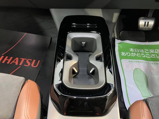 ＶＷ ＩＤ．４プロオートライト　オートマチックハイビーム　ＬＥＤヘッドライト　リヤフォグランプ　アダプティブクルーズコントロール　パーキングアシスト　ワイヤレス充電　パワーバックドア　運転席・助手席シートヒーター（愛媛県）の中古車