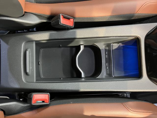 ＶＷ ＩＤ．４プロオートライト　オートマチックハイビーム　ＬＥＤヘッドライト　リヤフォグランプ　アダプティブクルーズコントロール　パーキングアシスト　ワイヤレス充電　パワーバックドア　運転席・助手席シートヒーター（愛媛県）の中古車