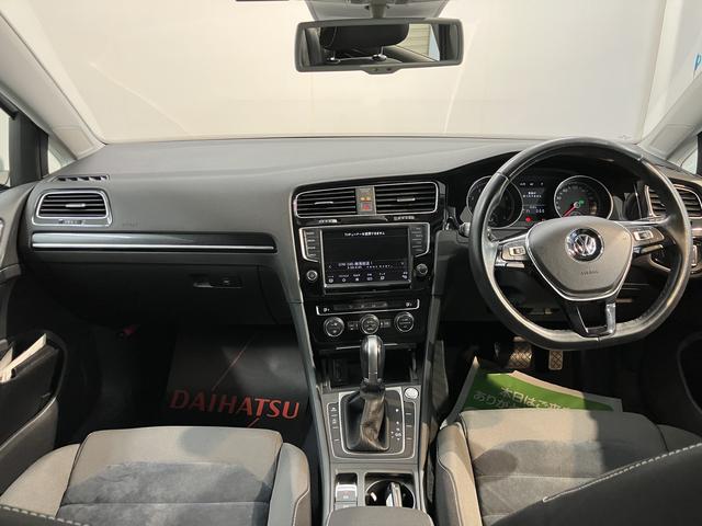 ＶＷ ゴルフＴＳＩハイラインプッシュスタート　電動パーキングブレーキ　アイドリングストップ　オートライト　フロントフォグランプ　リヤフォグランプ　アダプティブクルーズコントロール　オートブレーキホールド　純正ナビ　フルセグＴＶ（愛媛県）の中古車