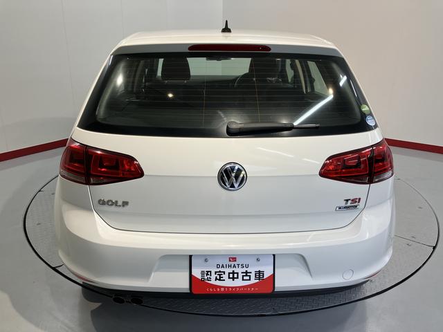 ＶＷ ゴルフＴＳＩハイラインプッシュスタート　電動パーキングブレーキ　アイドリングストップ　オートライト　フロントフォグランプ　リヤフォグランプ　アダプティブクルーズコントロール　オートブレーキホールド　純正ナビ　フルセグＴＶ（愛媛県）の中古車