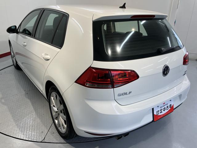 ＶＷ ゴルフＴＳＩハイラインプッシュスタート　電動パーキングブレーキ　アイドリングストップ　オートライト　フロントフォグランプ　リヤフォグランプ　アダプティブクルーズコントロール　オートブレーキホールド　純正ナビ　フルセグＴＶ（愛媛県）の中古車