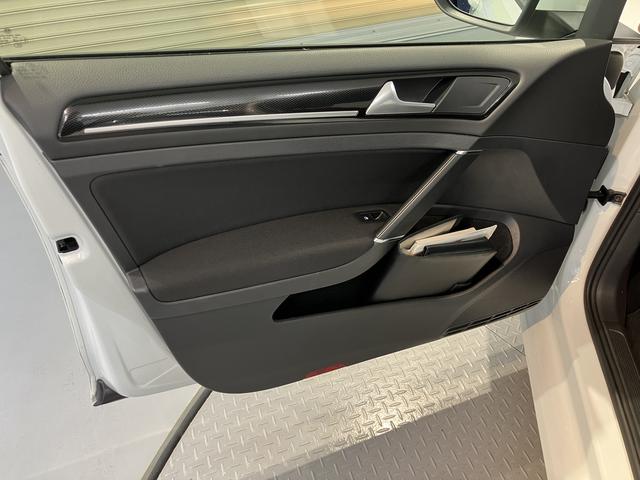 ＶＷ ゴルフＴＳＩハイラインプッシュスタート　電動パーキングブレーキ　アイドリングストップ　オートライト　フロントフォグランプ　リヤフォグランプ　アダプティブクルーズコントロール　オートブレーキホールド　純正ナビ　フルセグＴＶ（愛媛県）の中古車