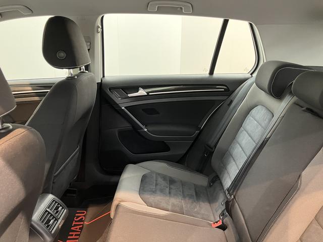 ＶＷ ゴルフＴＳＩハイラインプッシュスタート　電動パーキングブレーキ　アイドリングストップ　オートライト　フロントフォグランプ　リヤフォグランプ　アダプティブクルーズコントロール　オートブレーキホールド　純正ナビ　フルセグＴＶ（愛媛県）の中古車