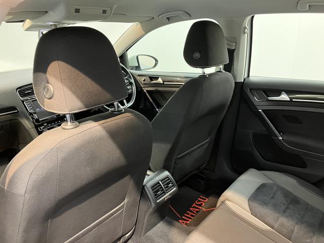 ＶＷ ゴルフＴＳＩハイラインプッシュスタート　電動パーキングブレーキ　アイドリングストップ　オートライト　フロントフォグランプ　リヤフォグランプ　アダプティブクルーズコントロール　オートブレーキホールド　純正ナビ　フルセグＴＶ（愛媛県）の中古車