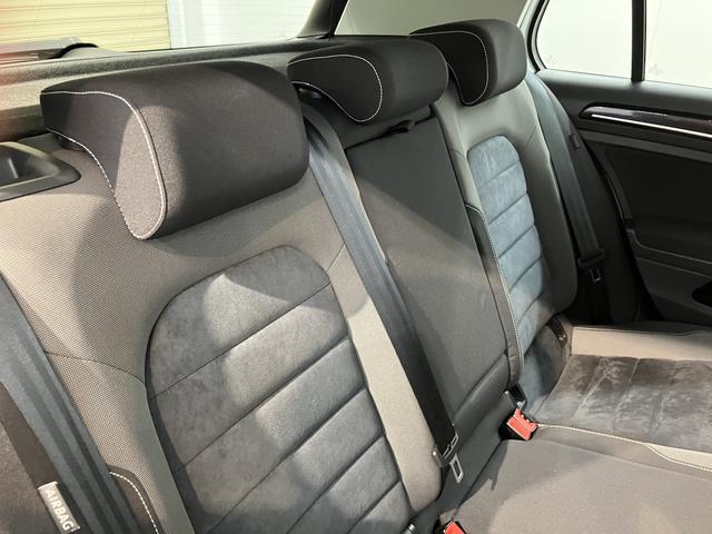 ＶＷ ゴルフＴＳＩハイラインプッシュスタート　電動パーキングブレーキ　アイドリングストップ　オートライト　フロントフォグランプ　リヤフォグランプ　アダプティブクルーズコントロール　オートブレーキホールド　純正ナビ　フルセグＴＶ（愛媛県）の中古車