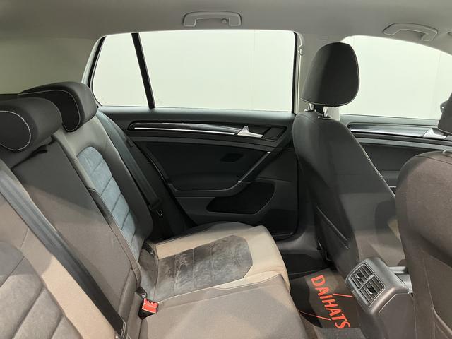 ＶＷ ゴルフＴＳＩハイラインプッシュスタート　電動パーキングブレーキ　アイドリングストップ　オートライト　フロントフォグランプ　リヤフォグランプ　アダプティブクルーズコントロール　オートブレーキホールド　純正ナビ　フルセグＴＶ（愛媛県）の中古車