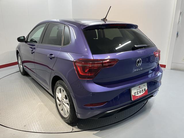 ＶＷ ポロＴＳＩスタイルプッシュスタート　アイドリングストップ　パーキングアシスト　アダプティブクルーズコントロール　ワイヤレス充電　オートライト　オートマチックハイビーム　ＬＥＤヘッドライト　フロントフォグランプ　２ＷＤ（愛媛県）の中古車
