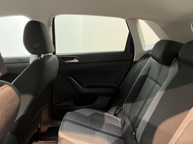 ＶＷ ポロＴＳＩスタイルプッシュスタート　アイドリングストップ　パーキングアシスト　アダプティブクルーズコントロール　ワイヤレス充電　オートライト　オートマチックハイビーム　ＬＥＤヘッドライト　フロントフォグランプ　２ＷＤ（愛媛県）の中古車