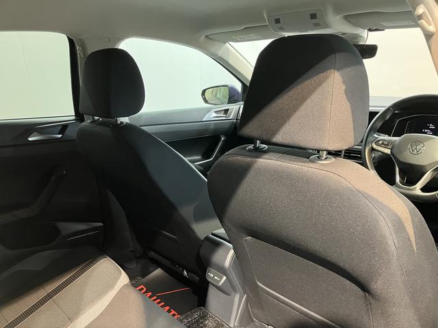 ＶＷ ポロＴＳＩスタイルプッシュスタート　アイドリングストップ　パーキングアシスト　アダプティブクルーズコントロール　ワイヤレス充電　オートライト　オートマチックハイビーム　ＬＥＤヘッドライト　フロントフォグランプ　２ＷＤ（愛媛県）の中古車