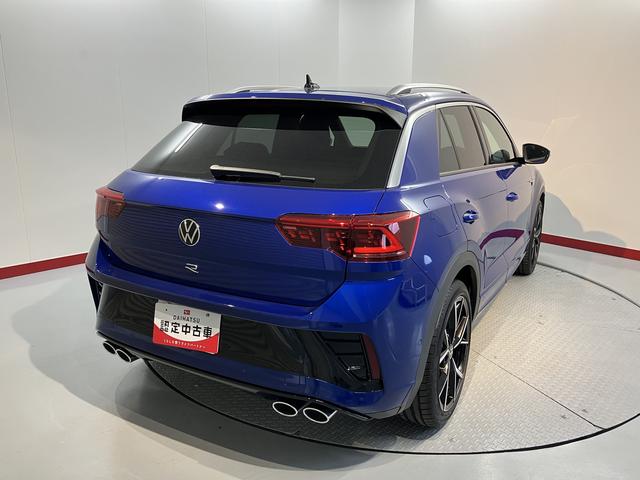 ＶＷ Ｔ−ロックＲプッシュスタート　電動パーキングブレーキ　オートブレーキホールド　運転席・助手席シートヒーター　オートライト　オートマチックハイビーム　ＬＥＤヘッドライト　リヤフォグランプ　パーキングアシスト　４ＷＤ（愛媛県）の中古車