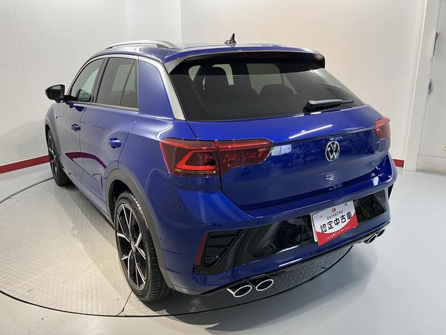 ＶＷ Ｔ−ロックＲプッシュスタート　電動パーキングブレーキ　オートブレーキホールド　運転席・助手席シートヒーター　オートライト　オートマチックハイビーム　ＬＥＤヘッドライト　リヤフォグランプ　パーキングアシスト　４ＷＤ（愛媛県）の中古車