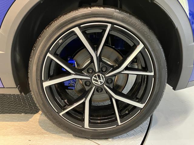 ＶＷ Ｔ−ロックＲプッシュスタート　電動パーキングブレーキ　オートブレーキホールド　運転席・助手席シートヒーター　オートライト　オートマチックハイビーム　ＬＥＤヘッドライト　リヤフォグランプ　パーキングアシスト　４ＷＤ（愛媛県）の中古車