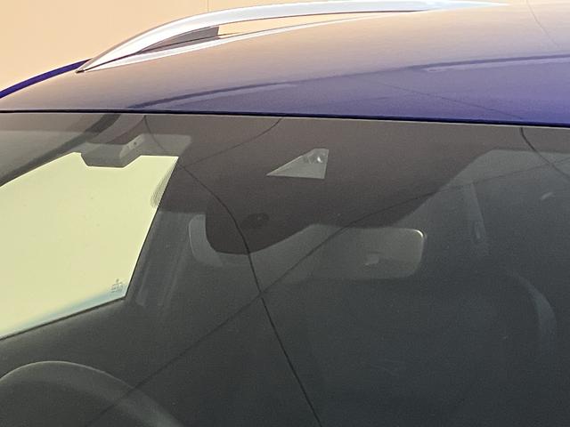 ＶＷ Ｔ−ロックＲプッシュスタート　電動パーキングブレーキ　オートブレーキホールド　運転席・助手席シートヒーター　オートライト　オートマチックハイビーム　ＬＥＤヘッドライト　リヤフォグランプ　パーキングアシスト　４ＷＤ（愛媛県）の中古車