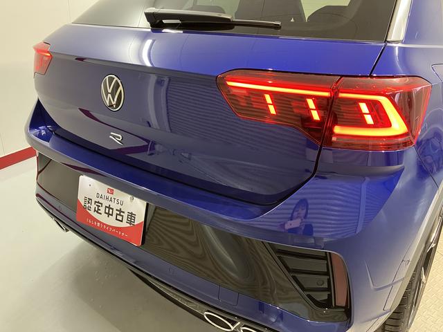 ＶＷ Ｔ−ロックＲプッシュスタート　電動パーキングブレーキ　オートブレーキホールド　運転席・助手席シートヒーター　オートライト　オートマチックハイビーム　ＬＥＤヘッドライト　リヤフォグランプ　パーキングアシスト　４ＷＤ（愛媛県）の中古車