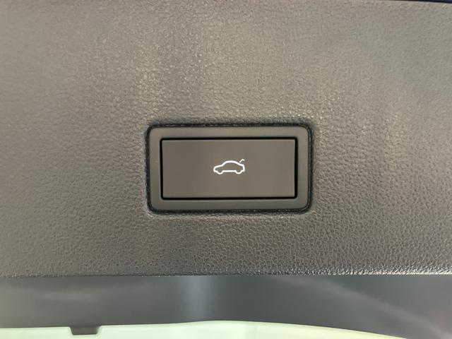 ＶＷ Ｔ−ロックＲプッシュスタート　電動パーキングブレーキ　オートブレーキホールド　運転席・助手席シートヒーター　オートライト　オートマチックハイビーム　ＬＥＤヘッドライト　リヤフォグランプ　パーキングアシスト　４ＷＤ（愛媛県）の中古車