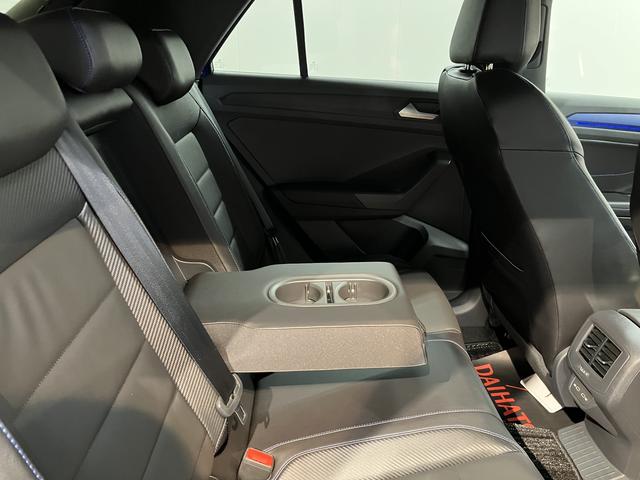 ＶＷ Ｔ−ロックＲプッシュスタート　電動パーキングブレーキ　オートブレーキホールド　運転席・助手席シートヒーター　オートライト　オートマチックハイビーム　ＬＥＤヘッドライト　リヤフォグランプ　パーキングアシスト　４ＷＤ（愛媛県）の中古車