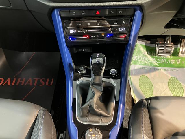 ＶＷ Ｔ−ロックＲプッシュスタート　電動パーキングブレーキ　オートブレーキホールド　運転席・助手席シートヒーター　オートライト　オートマチックハイビーム　ＬＥＤヘッドライト　リヤフォグランプ　パーキングアシスト　４ＷＤ（愛媛県）の中古車