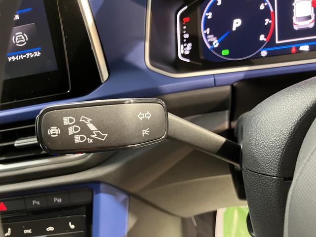 ＶＷ Ｔ−ロックＲプッシュスタート　電動パーキングブレーキ　オートブレーキホールド　運転席・助手席シートヒーター　オートライト　オートマチックハイビーム　ＬＥＤヘッドライト　リヤフォグランプ　パーキングアシスト　４ＷＤ（愛媛県）の中古車